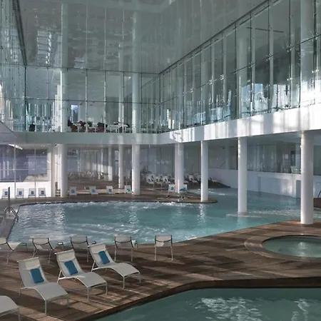 Stunning In With Outdoor Swimming Pool, Wifi And Swimming Pool Apartman Novi Vinodolski